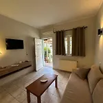 Alkionis Garden View 아파트호텔 *