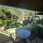 Alkionis Garden View 아파트호텔 *