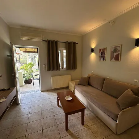아파트호텔 Alkionis Garden View Lefkáda