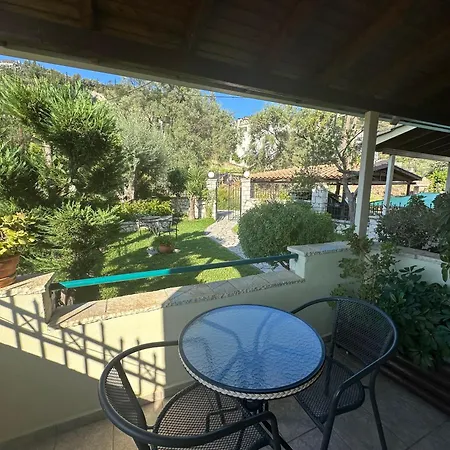 Alkionis Garden View Ξενοδοχείο με διαμερίσματα *