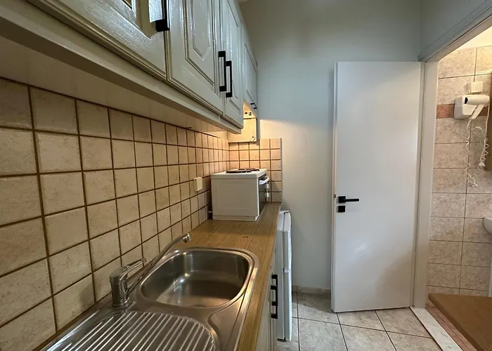 Alkionis Garden View * Lefkada City