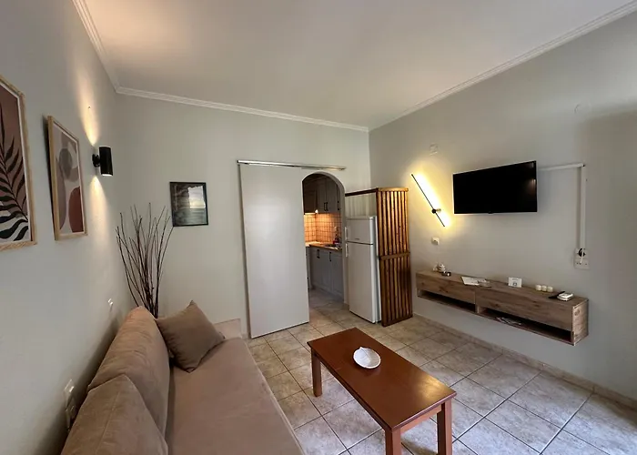 Alkionis Garden View شقة فندقية *