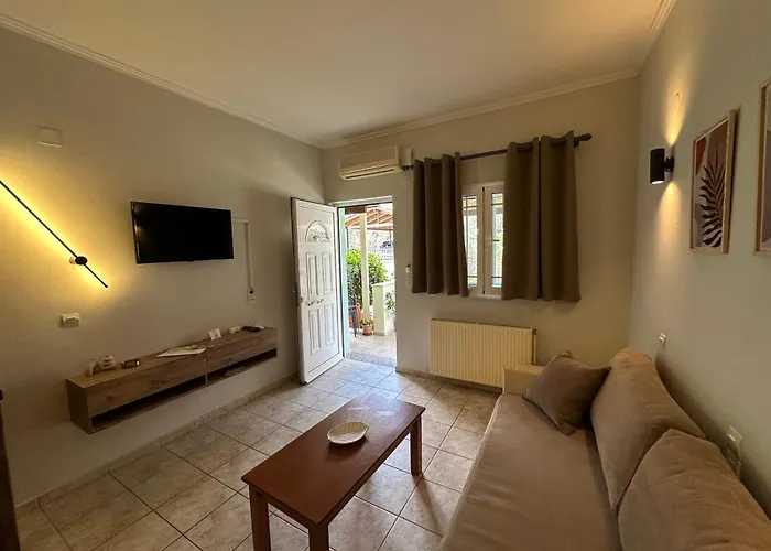 Alkionis Garden View Aparthotel *